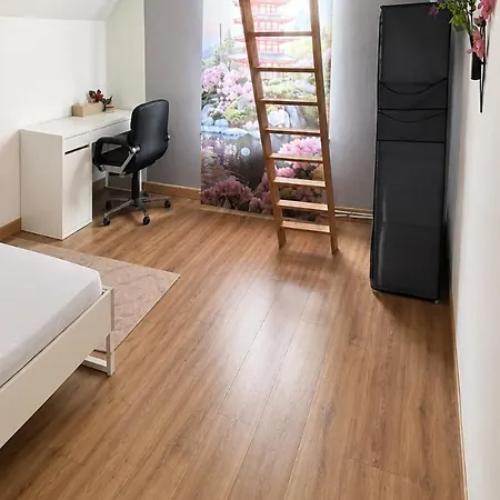 CHAMBRE Privée Bed & Breakfast 3*