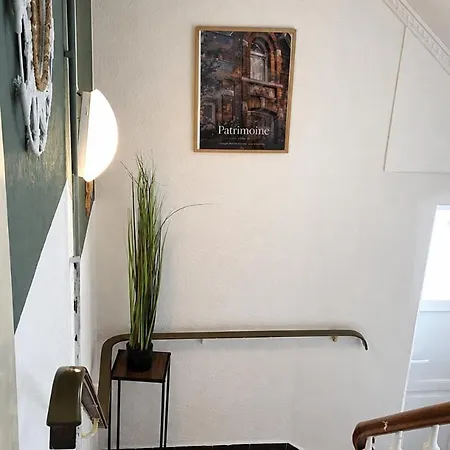 CHAMBRE Privée Bed & Breakfast 3*